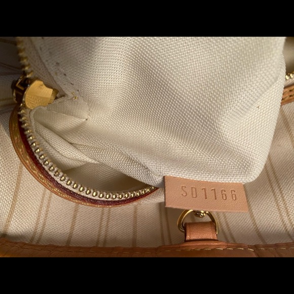 SOLD - Picture 9 of 9